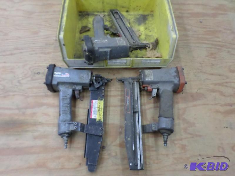 lot 40 image: (3) Paslode Pneumatic Finish Nailers...
