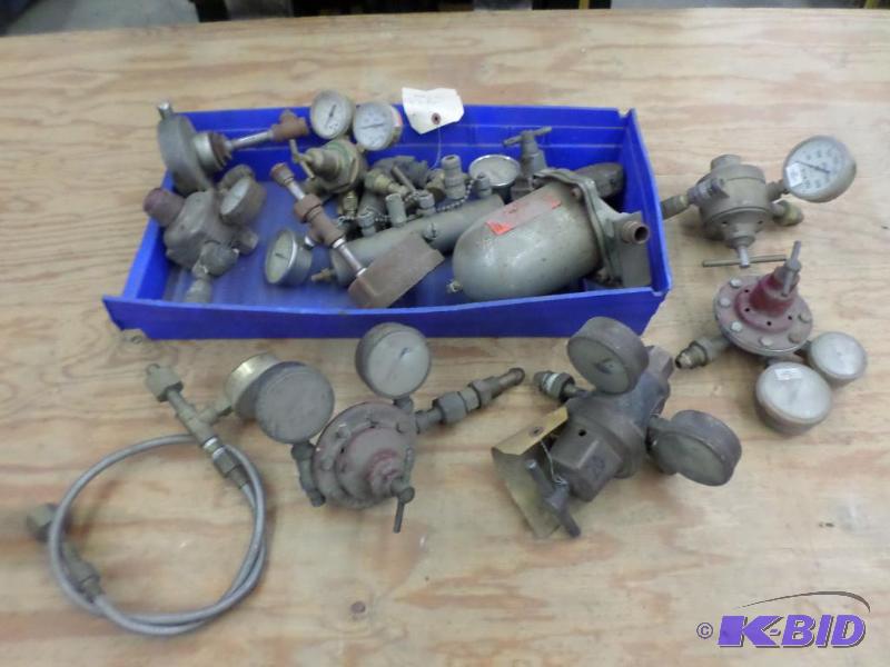 lot 68 image: Lot Of Misc Regulator & Gauge Sets, Etc...