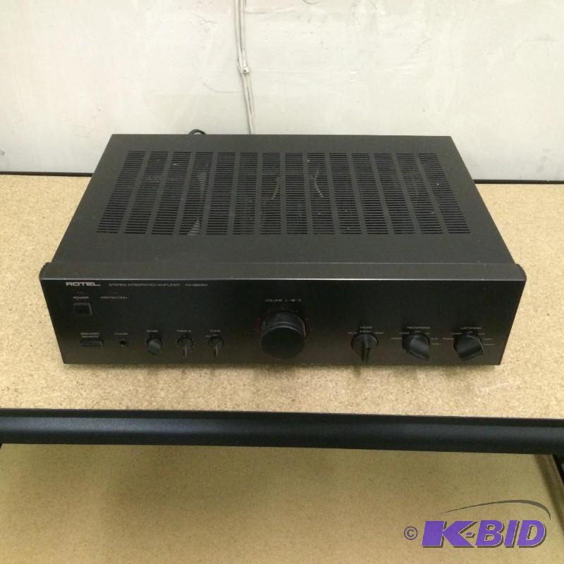 lot 20 image: Rotel RA-980BX Power Amplifier, tested to pow...