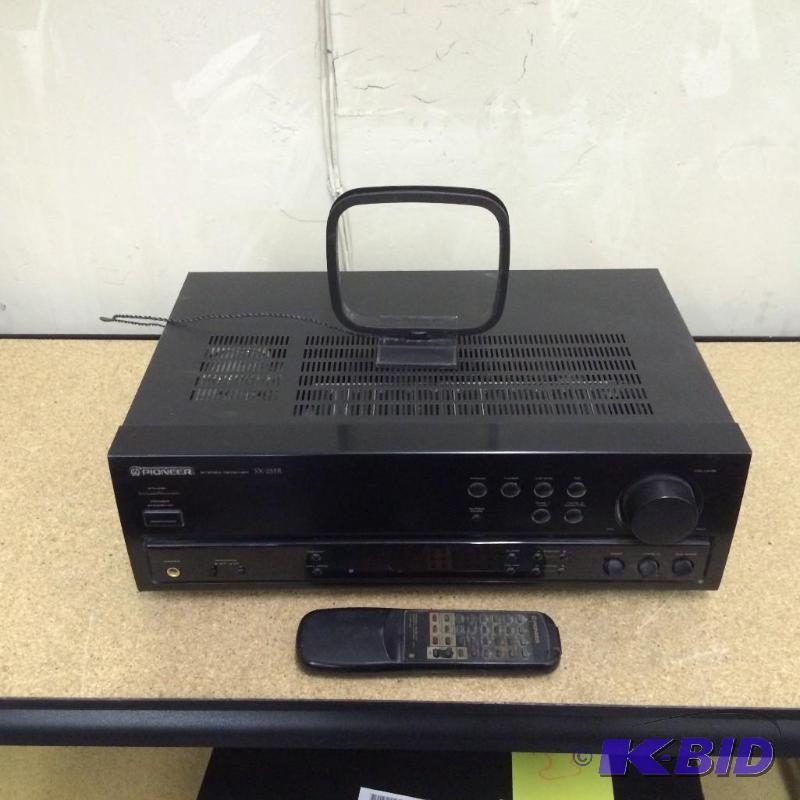lot 26 image: Pioneer SX-255R AMFM Stereo Receiver, 100 wa...