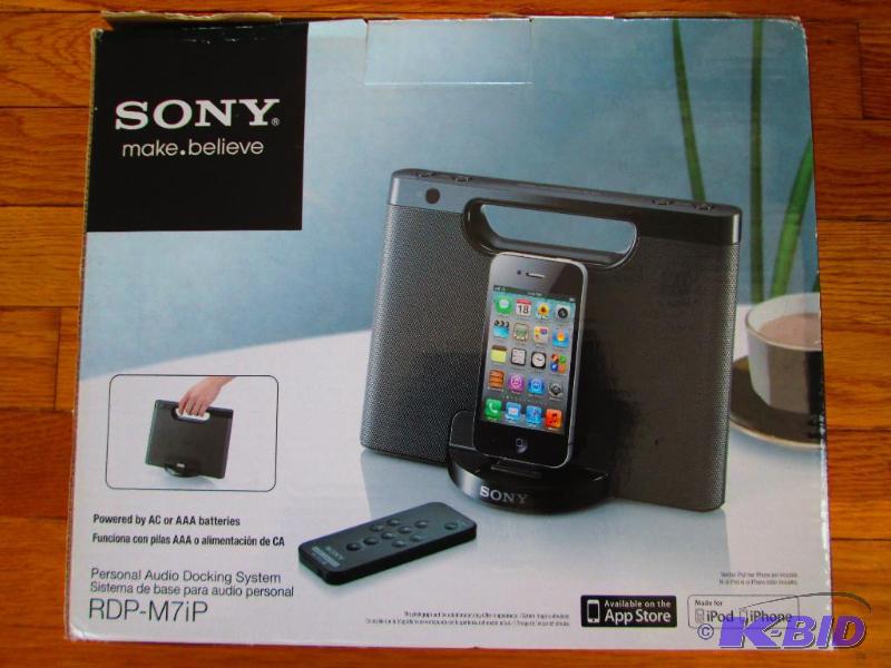 lot 9 image: Sony personal audio docking station RDP-M7iP ...