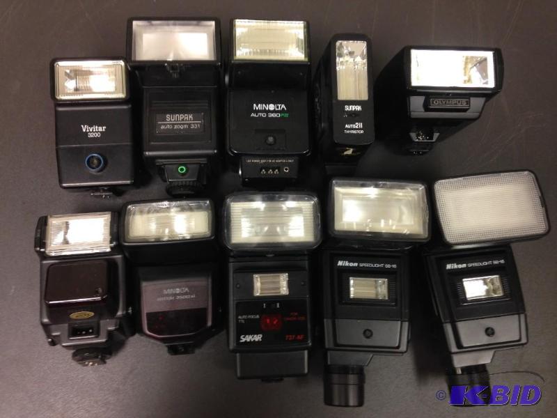 lot 34 image: Mixed Lot of (10) CameraPhotography Flashes...