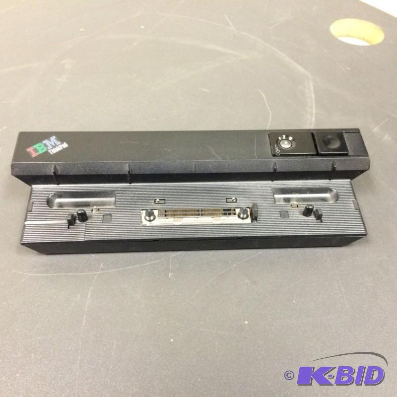lot 8 image: IBM Thinkpad x24 Port ReplicatorDocking Stat...