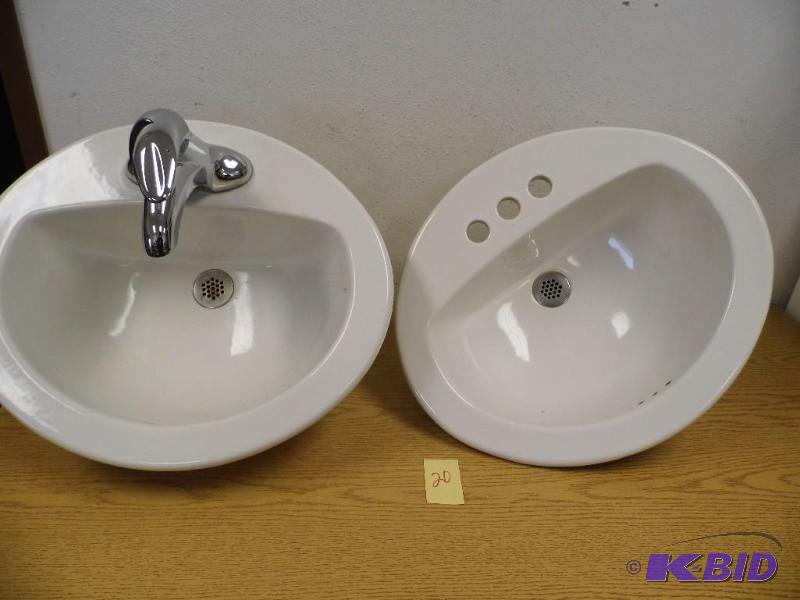 2 Sinks