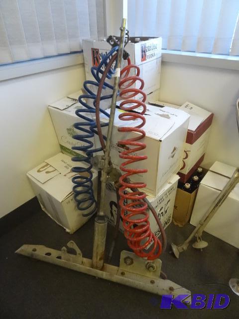 Pogo stick for air hoses...