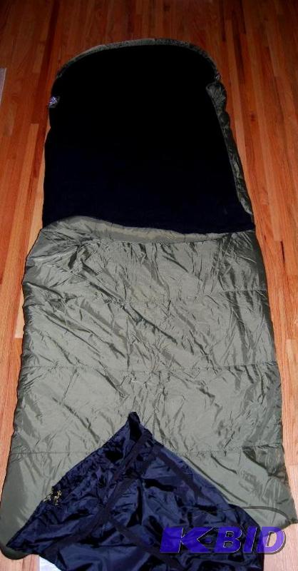 lot 74 image: Minus 15 Degrees Oversized Sleeping Bag, 39 x...