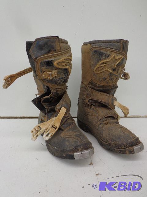 lot 113 image: Motocross Boots   Alpinesters  Size US 7  Nee...