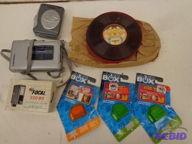 lot 115 image: Media Madness   3 - 16 MB Media Clips  2 Cass...