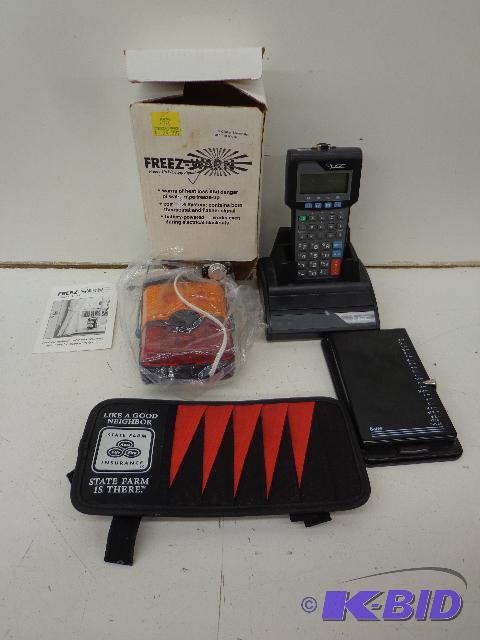 lot 118 image: Warning Light   Both Thermostat and Flashin...