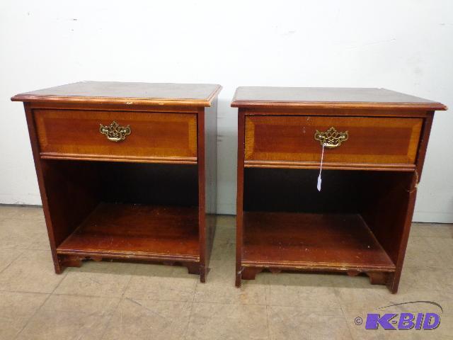 lot 12 image: Coffee Tables   Set of 2  American of Martins...