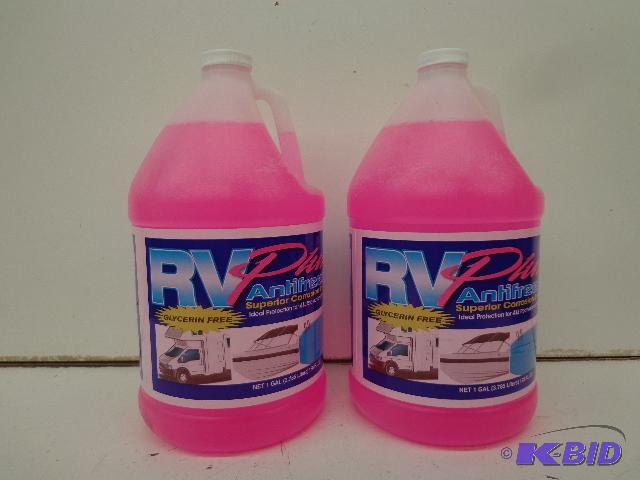 lot 15 image: Zecol&nbspAntifreeze   2 Gallons  RV Plus An...