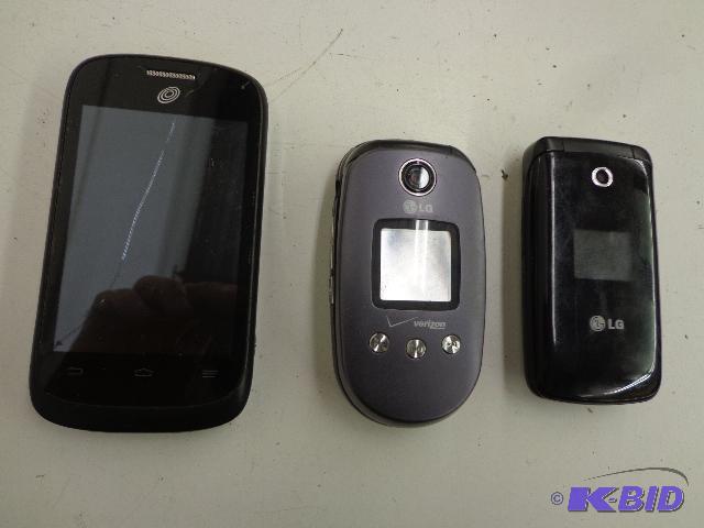 lot 39 image: Phones for All   1 - Black ZTE Touch Screen P...