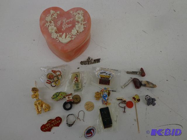 lot 58 image: Heart Shaped Trinket Box   I Love You Trinket...