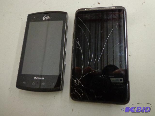 lot 64 image: 2 Cell Phones   1 Kyocera - Powers up - Part ...