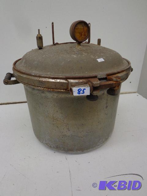 lot 85 image: Pressure Cooker   Kook Kwick  Stamped 19  Bui...
