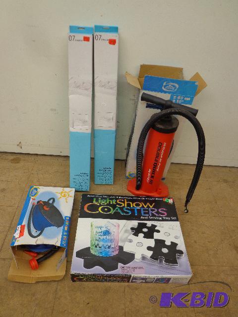 lot 96 image: Miscellaneous Doo Dads   Air Pump - Manual  2...