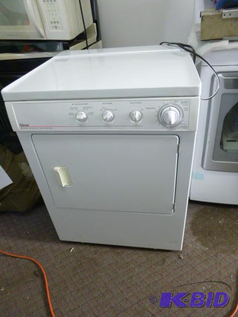 lot 35 image: Gibson Heavy Duty Gas Dryer Tested and works....