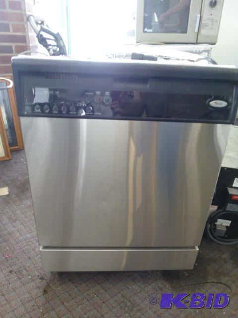 lot 40 image: Whirlpool Stainless Steel Disherwasher Energy...