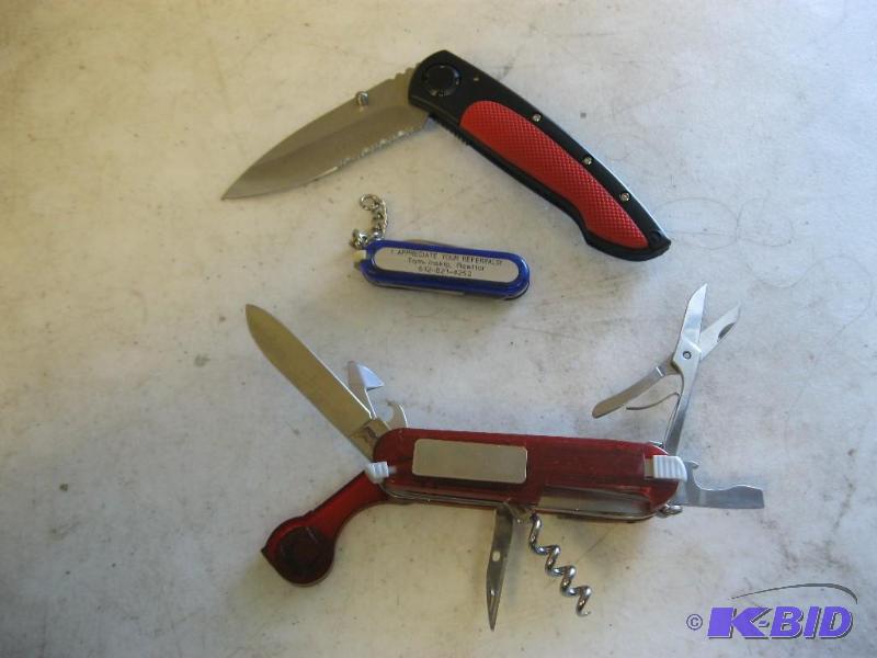 Lot Of Pocket Knives...