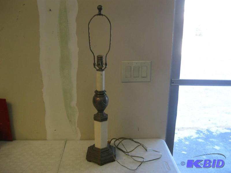 Nice Vintage Ethan Allen Lamp, May Show Sligh...