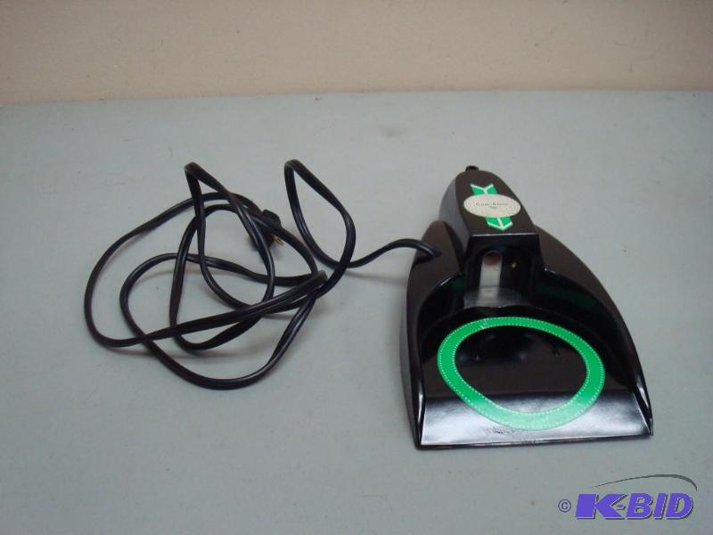 Vintage Electric Golf Putting Cup...