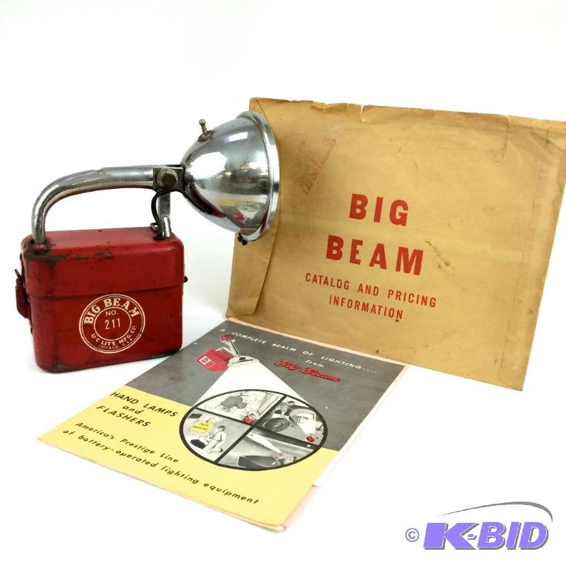 lot 14 image: Vintage Big Beam No 211 Lantern & Original Booklet