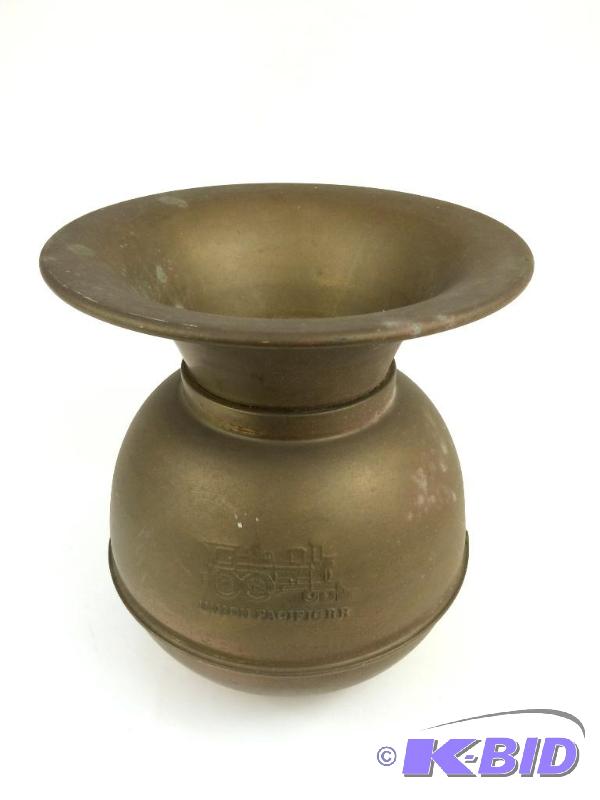 lot 8 image: Union Pacific Railroad Spittoon