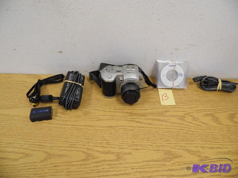 Sony MVCCD250 Digital Camera