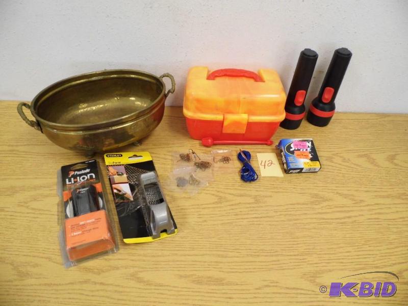 Tackle Box w Brass Pot