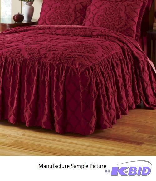 lot 68 image: Maroon Chenille Bedspread - Full Size - ...