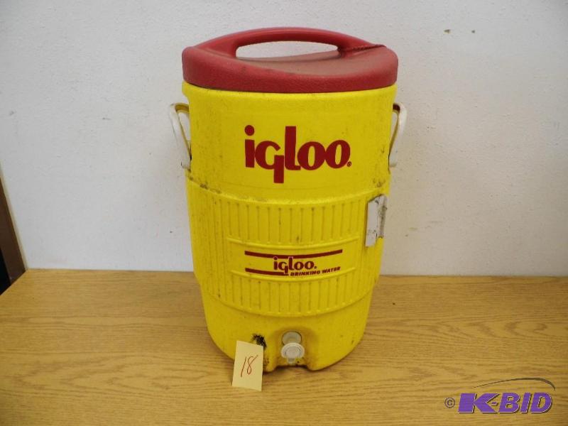 Igloo Drink Cooler