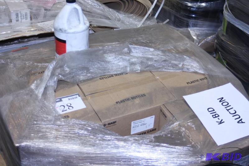 lot 28 image: Pallet Box Lot of CHemrex Primer 150 Self-Leveling Underlayment FLooring Adhesive