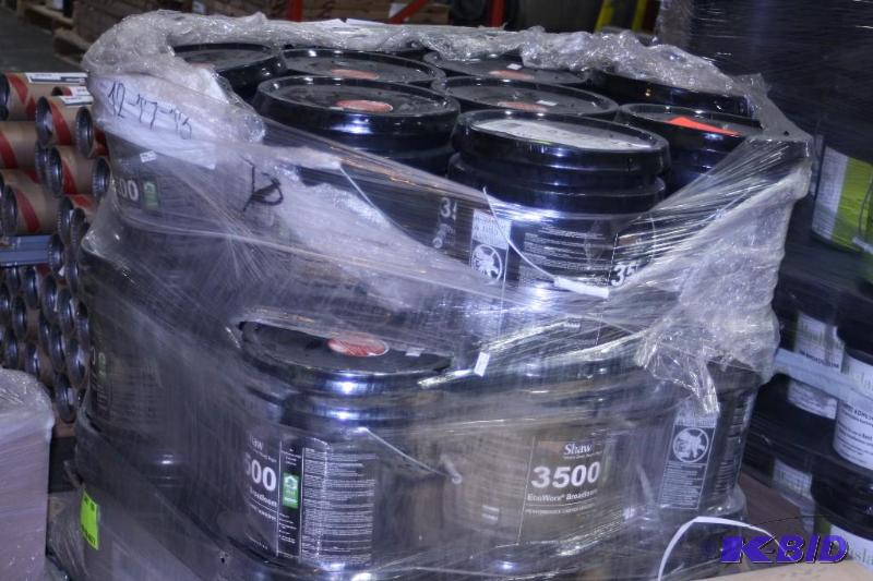 lot 74 image: Buckets of Shaw Carpet 3500 Adhesive Expired 2013