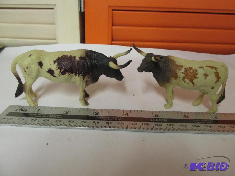 NEW RAY COLLECTIBLES - 2