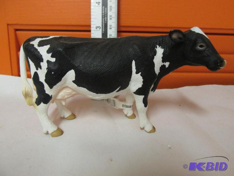 SCHLEICH COW - Large with tag