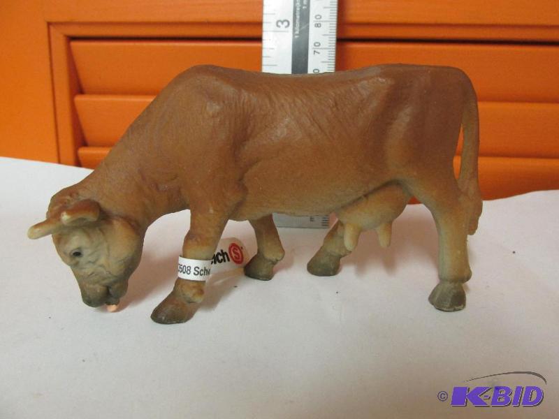 SCHLEICH COW - Large with tag