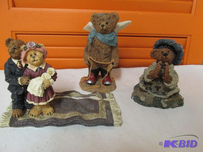3 Boyds Bears Figurines