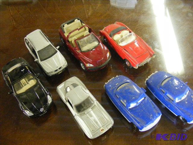 Variety of toy cars - METAL