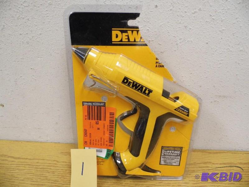 DeWalt Glue Gun