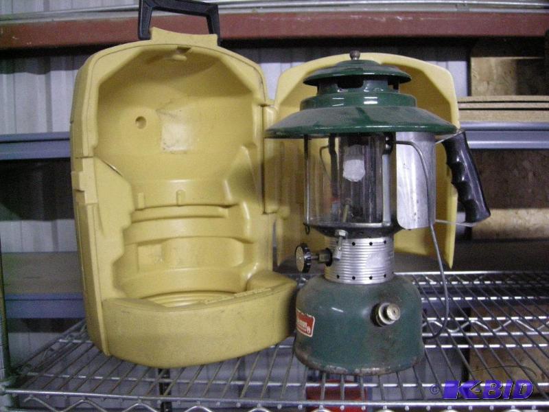 lot 20 image: Coleman Lantern
