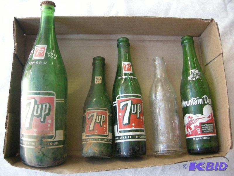 lot 31 image: Vintage pop bottles