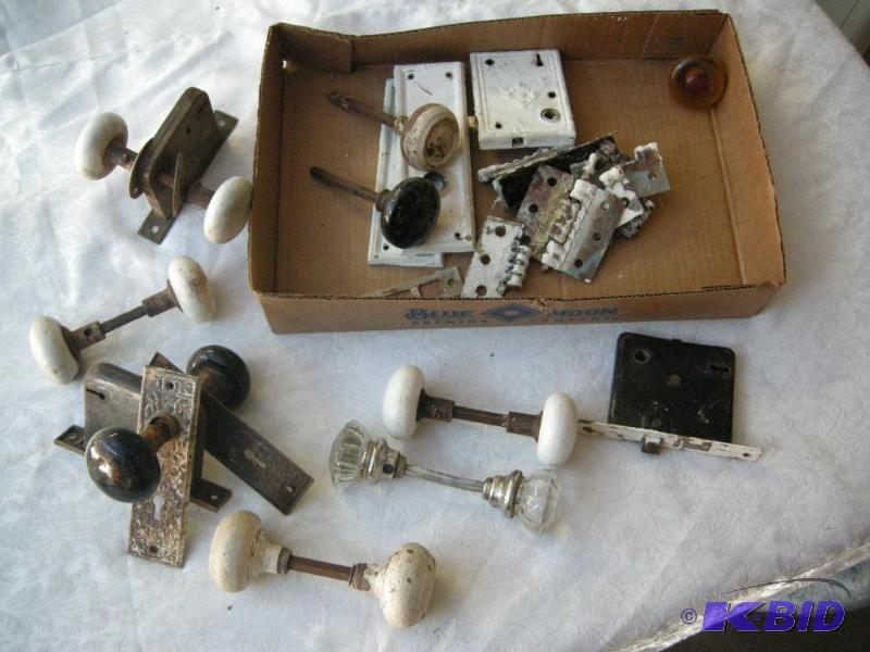 lot 32 image: Antique door knobshardware