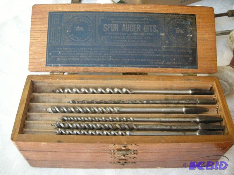 lot 33 image: Antique Spur Auger bits