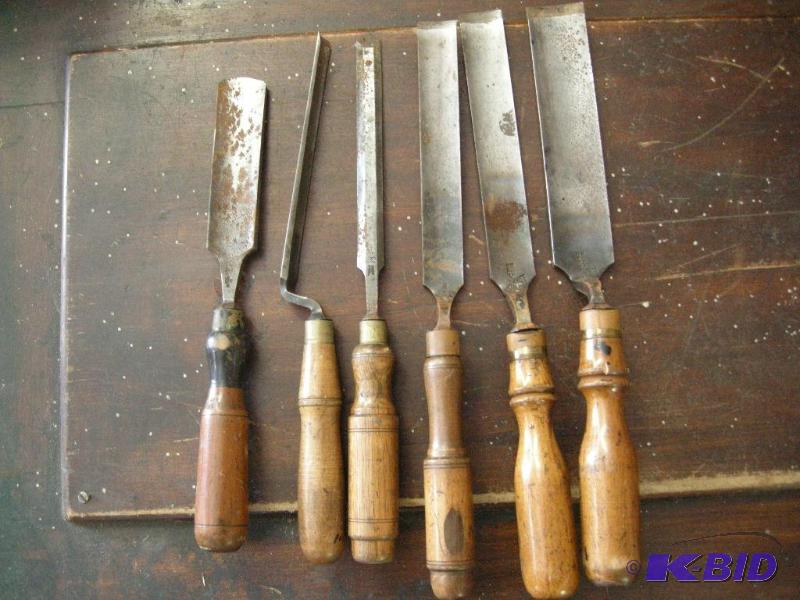 lot 43 image: Buck Bros. Chisels