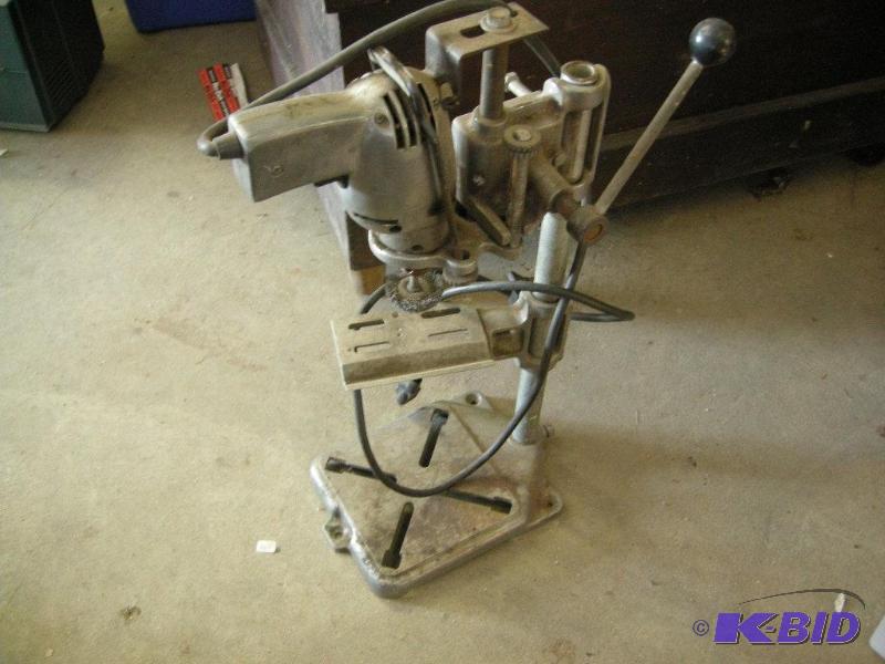 lot 44 image: Benchtop drill press