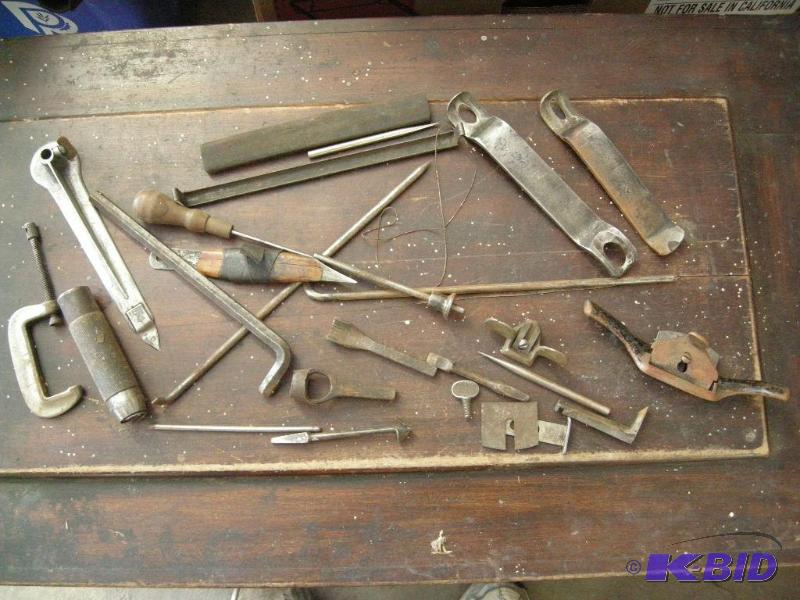 lot 46 image: Early planes, tools, instruments