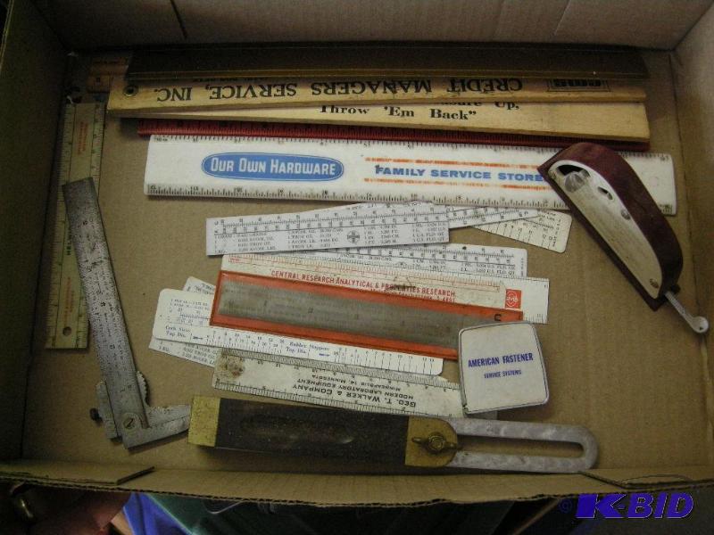 lot 51 image: Vintage advertiser measuring devices