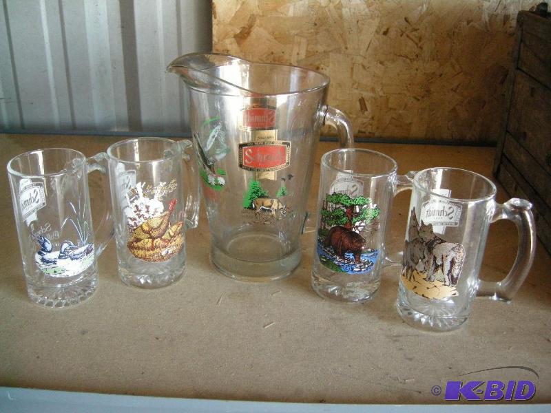 lot 64 image: Schmidt beer pitcher and glasses