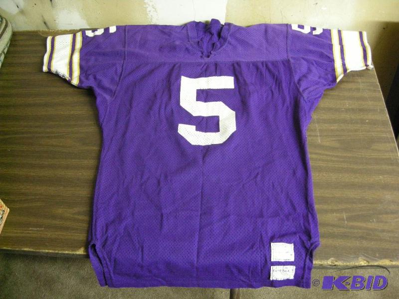 lot 73 image: Vintage Vikings Sand-Knit jersey #5