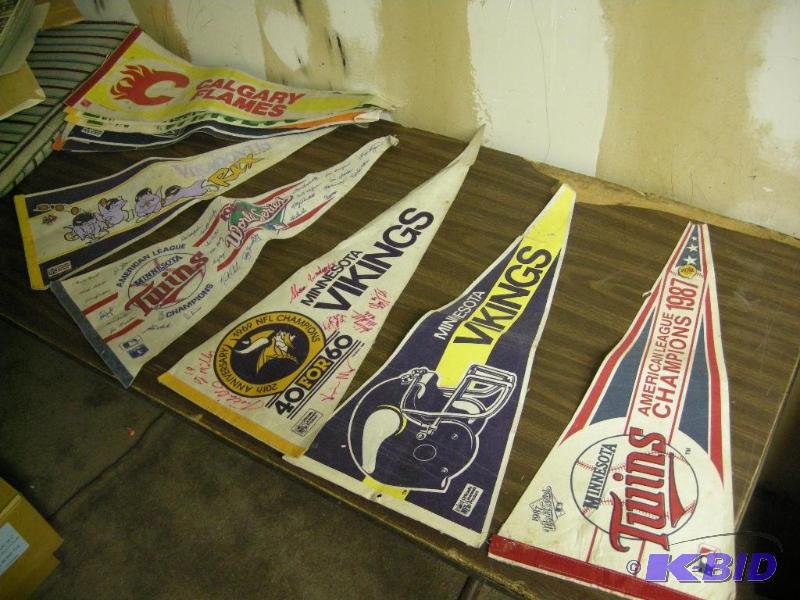 lot 76 image: Sports team pennants